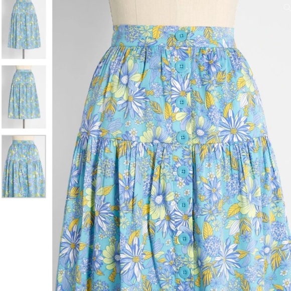 ModCloth Blue and Yellow Daisies At Nightfall Tiered Midi Skirt Size 8 cotton - Picture 2 of 8